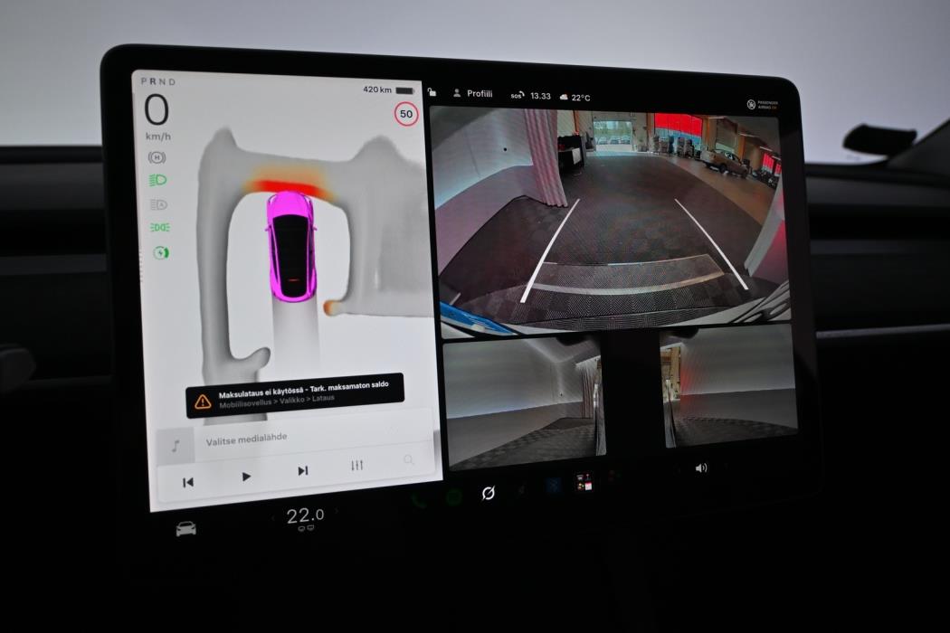 TESLA Model Y 2022