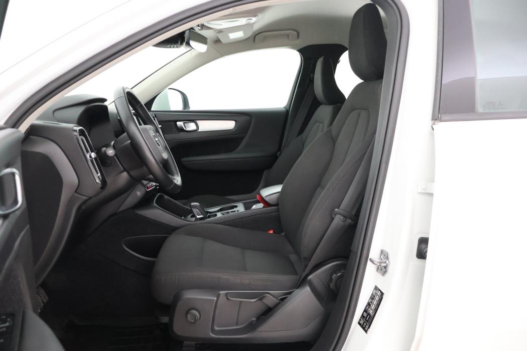 VOLVO XC40 2020
