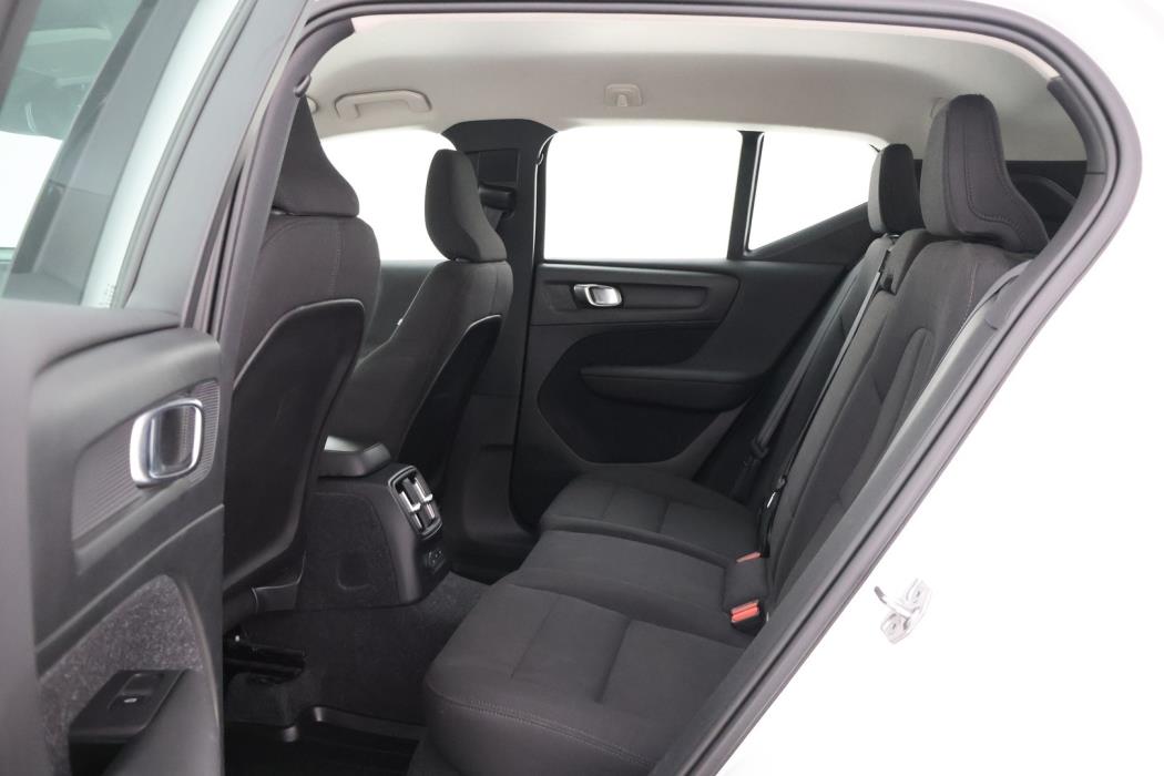 VOLVO XC40 2020