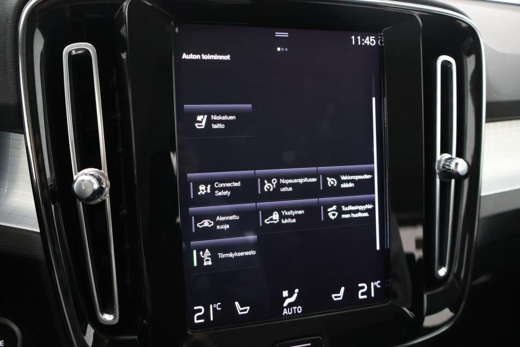 VOLVO XC40 2020