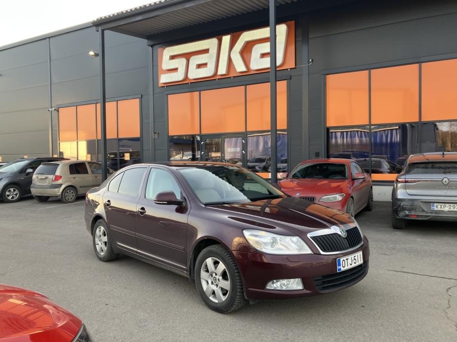 SKODA Octavia 2012