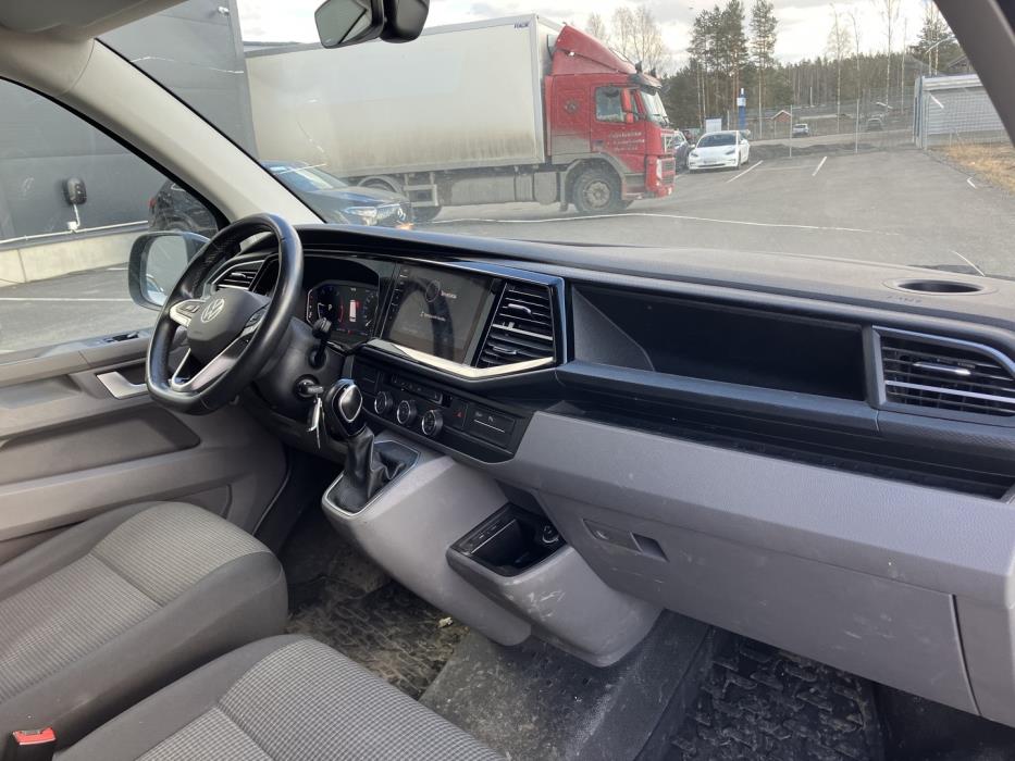 VOLKSWAGEN Transporter 2022