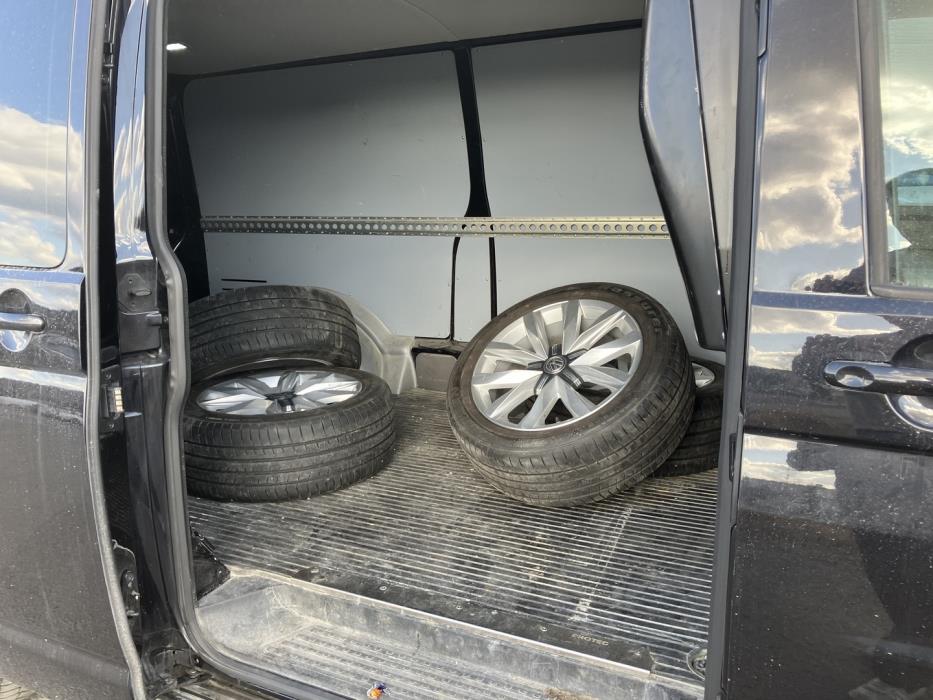 VOLKSWAGEN Transporter 2022
