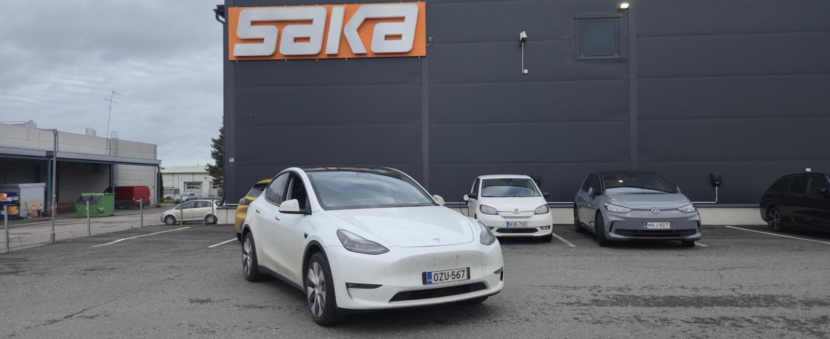 TESLA Model Y 2023