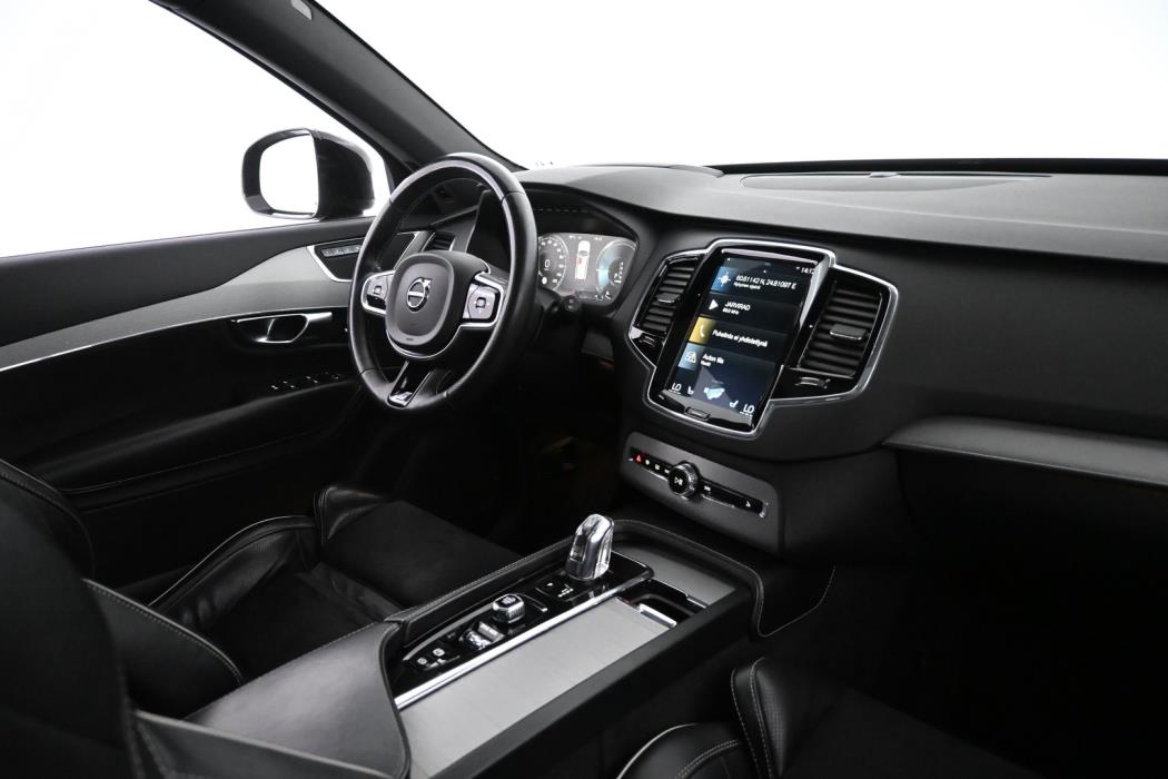 VOLVO XC90 2018