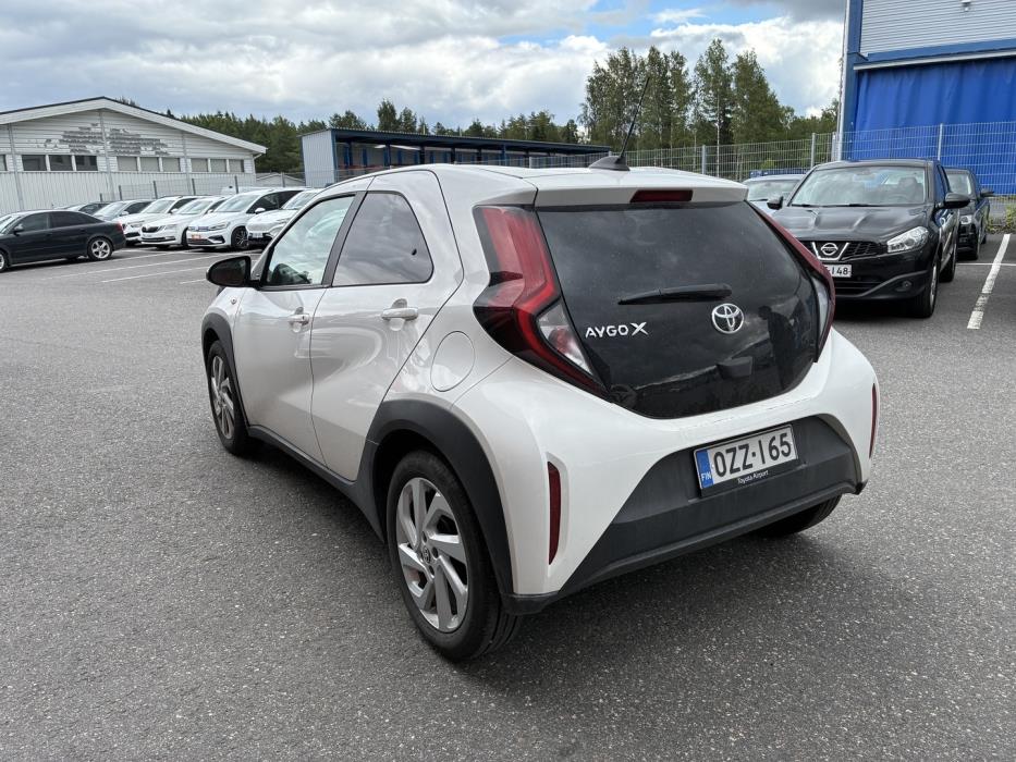 TOYOTA Aygo X 2023
