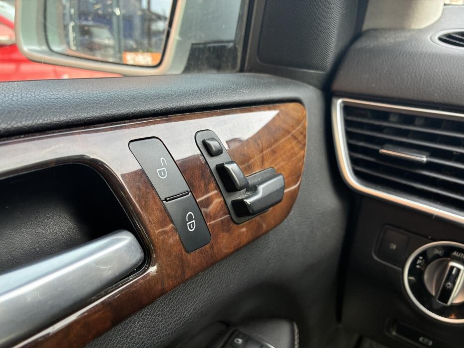 MERCEDES-BENZ ML 2012