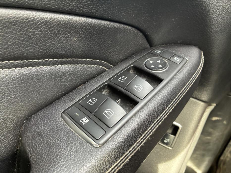 MERCEDES-BENZ ML 2012