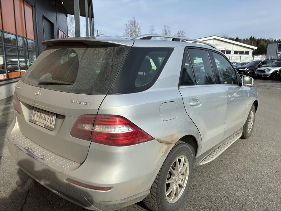MERCEDES-BENZ ML 2012