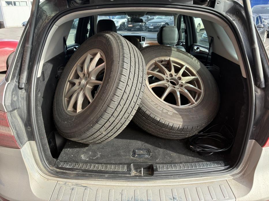 MERCEDES-BENZ ML 2012