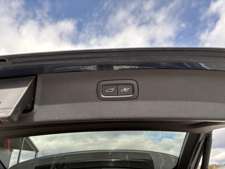 VOLVO XC90 2019