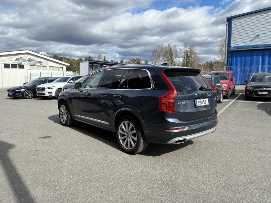 VOLVO XC90 2019