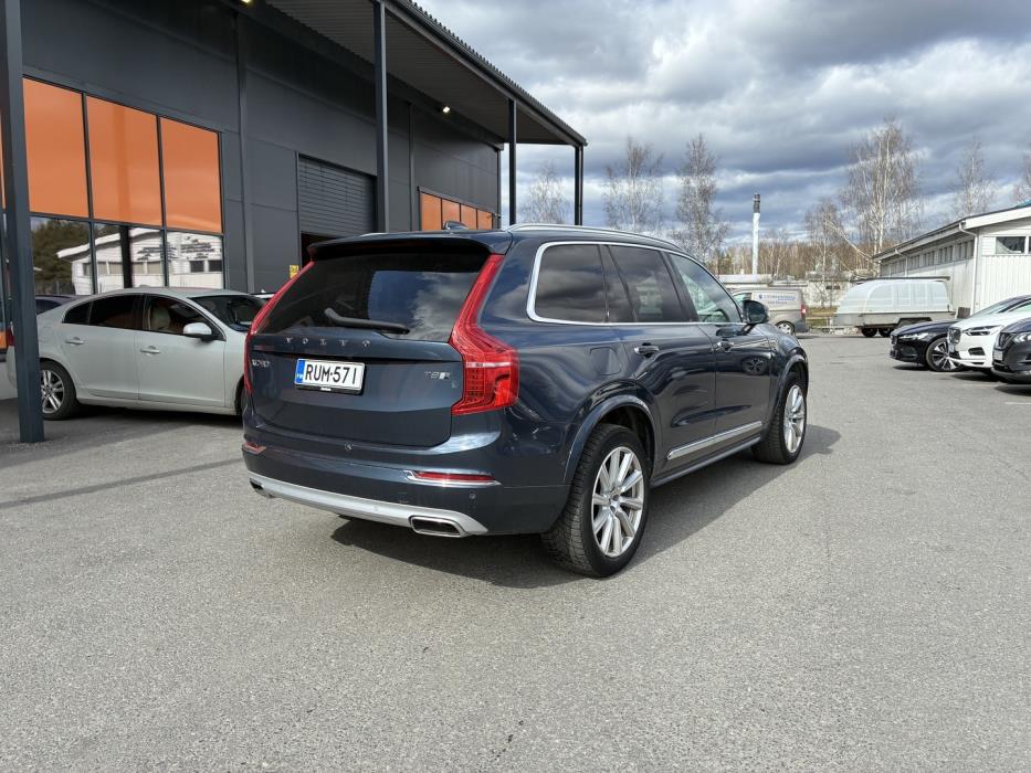 VOLVO XC90 2019