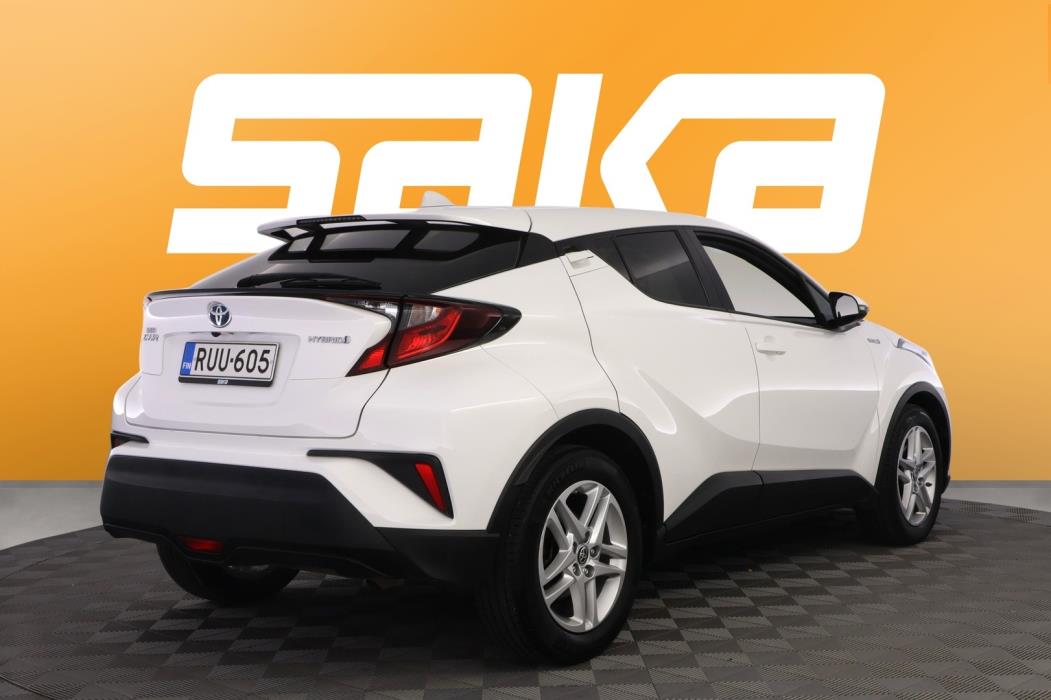 TOYOTA C-HR 2021