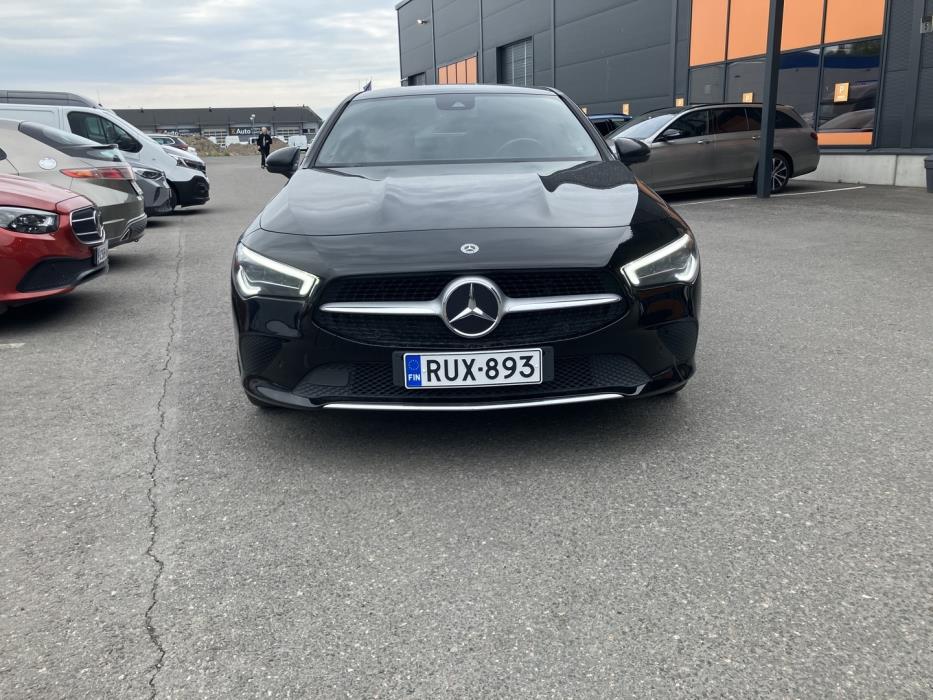 MERCEDES-BENZ CLA 2023