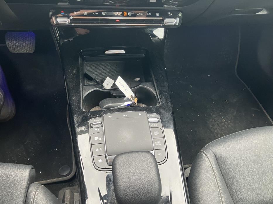 MERCEDES-BENZ CLA 2023