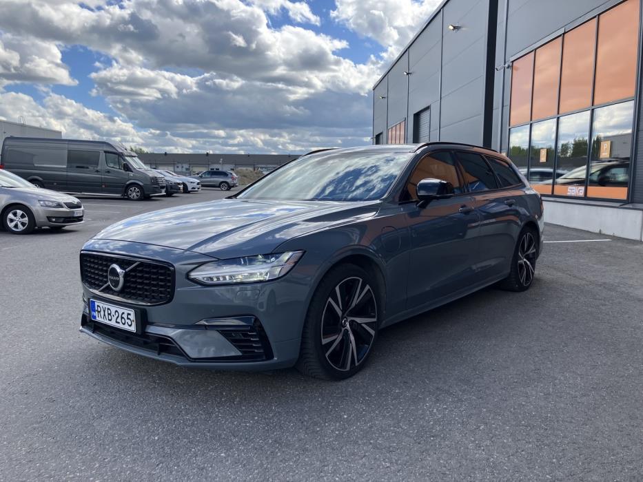 VOLVO V90 2020