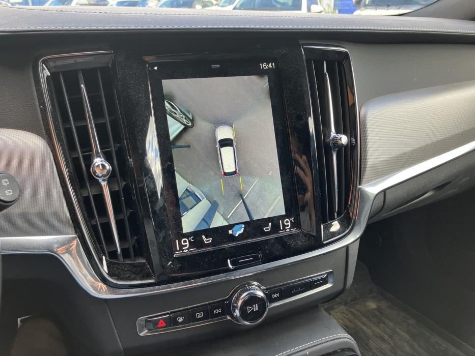VOLVO V90 2020