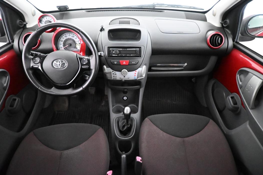 TOYOTA AYGO 2010