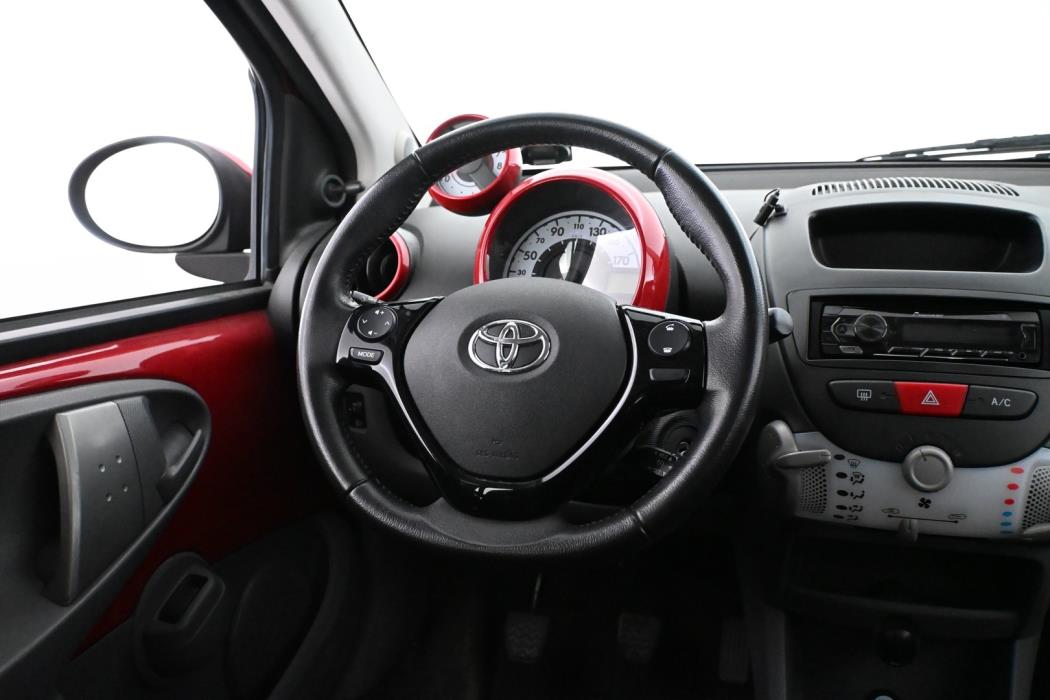 TOYOTA AYGO 2010