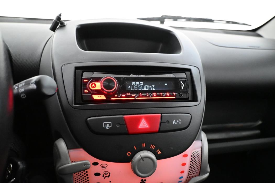 TOYOTA AYGO 2010