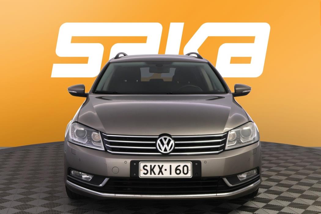 VOLKSWAGEN Passat 2013