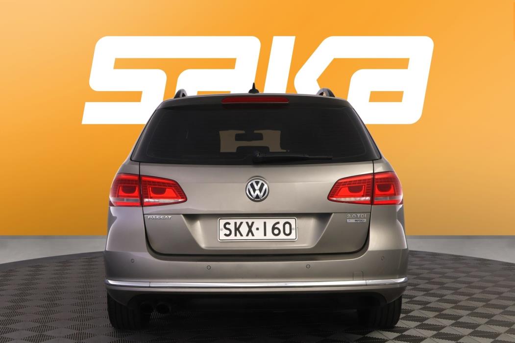 VOLKSWAGEN Passat 2013