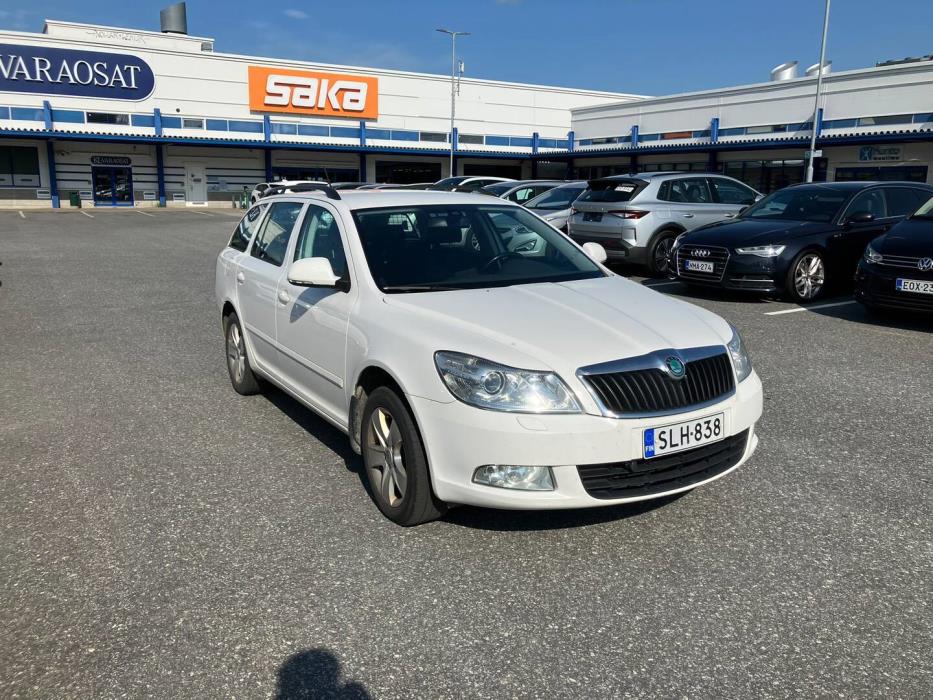 SKODA Octavia 2013