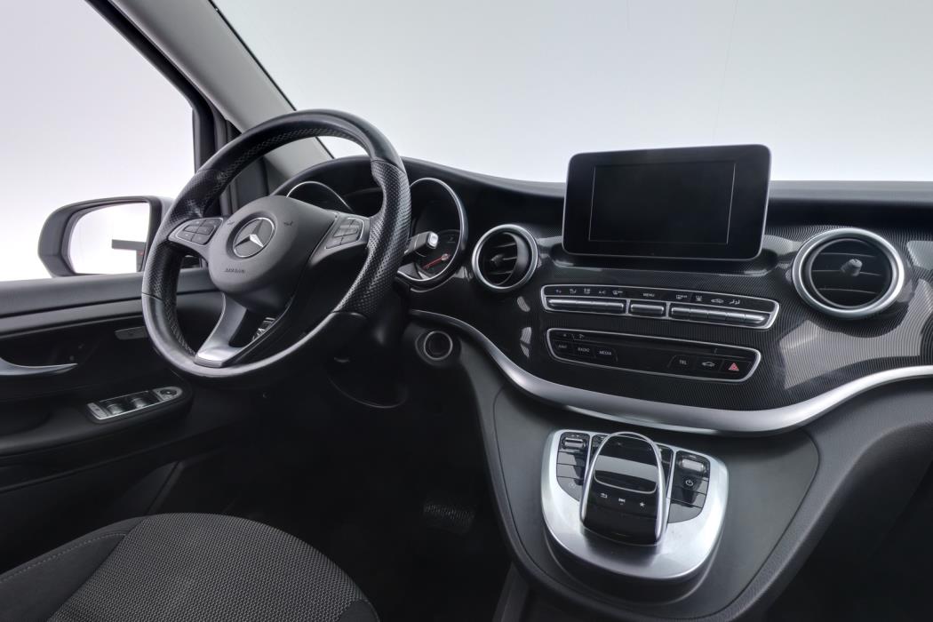 MERCEDES-BENZ V 2017