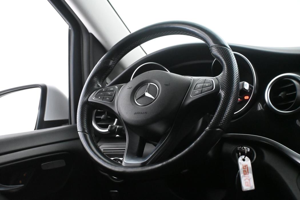 MERCEDES-BENZ V 2017