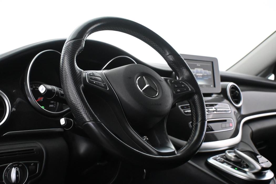 MERCEDES-BENZ V 2017