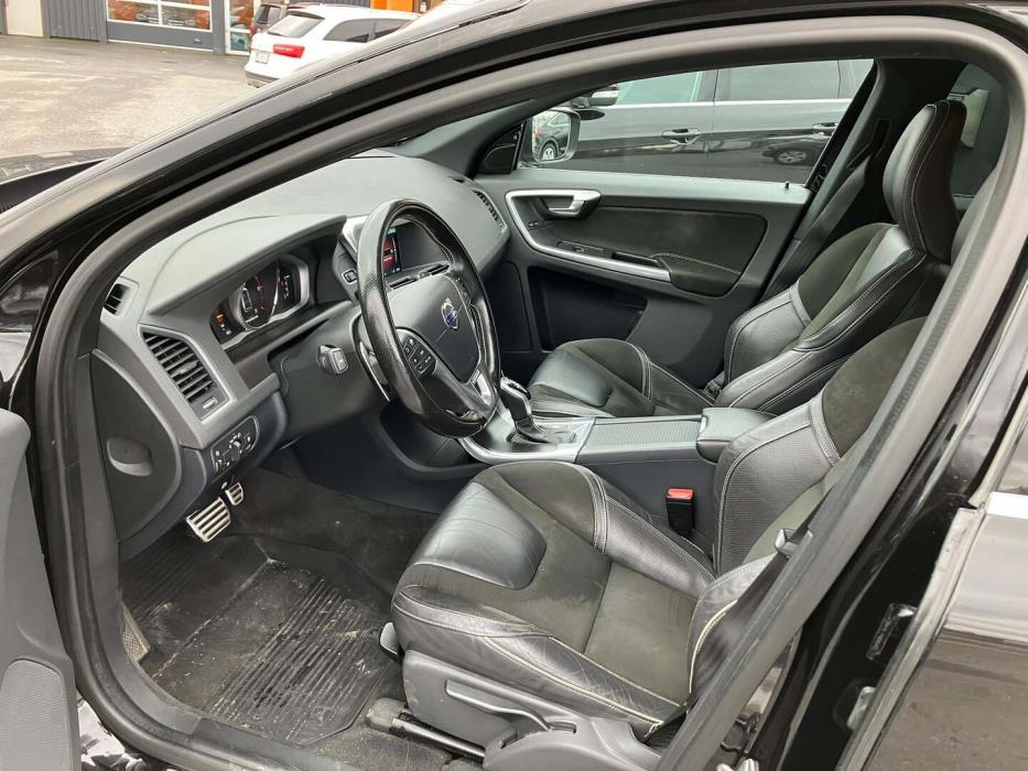 VOLVO XC60 2016