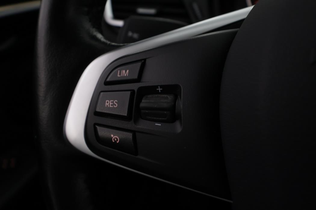BMW 225 2016