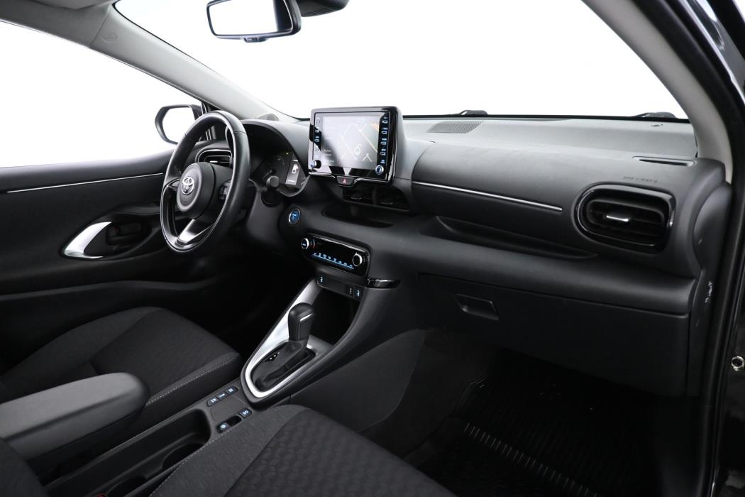 TOYOTA Yaris 2022