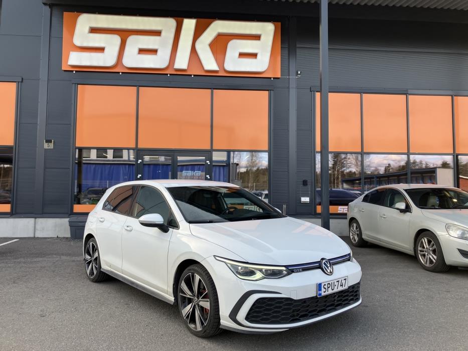 VOLKSWAGEN Golf 2021