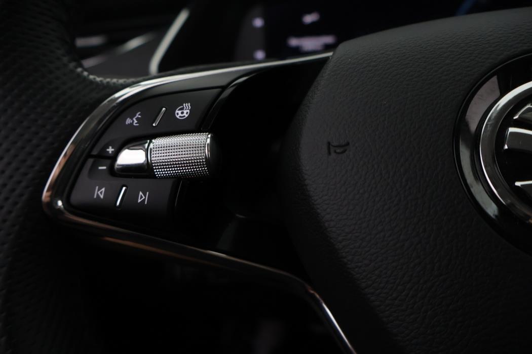 SKODA Octavia 2021