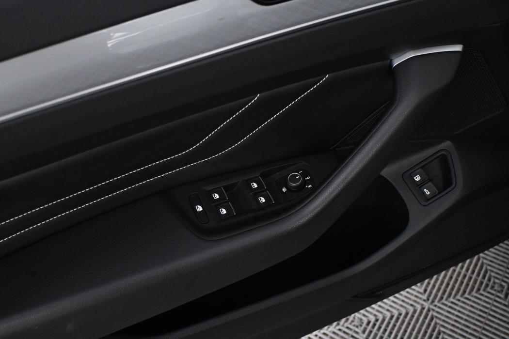 VOLKSWAGEN Passat 2020