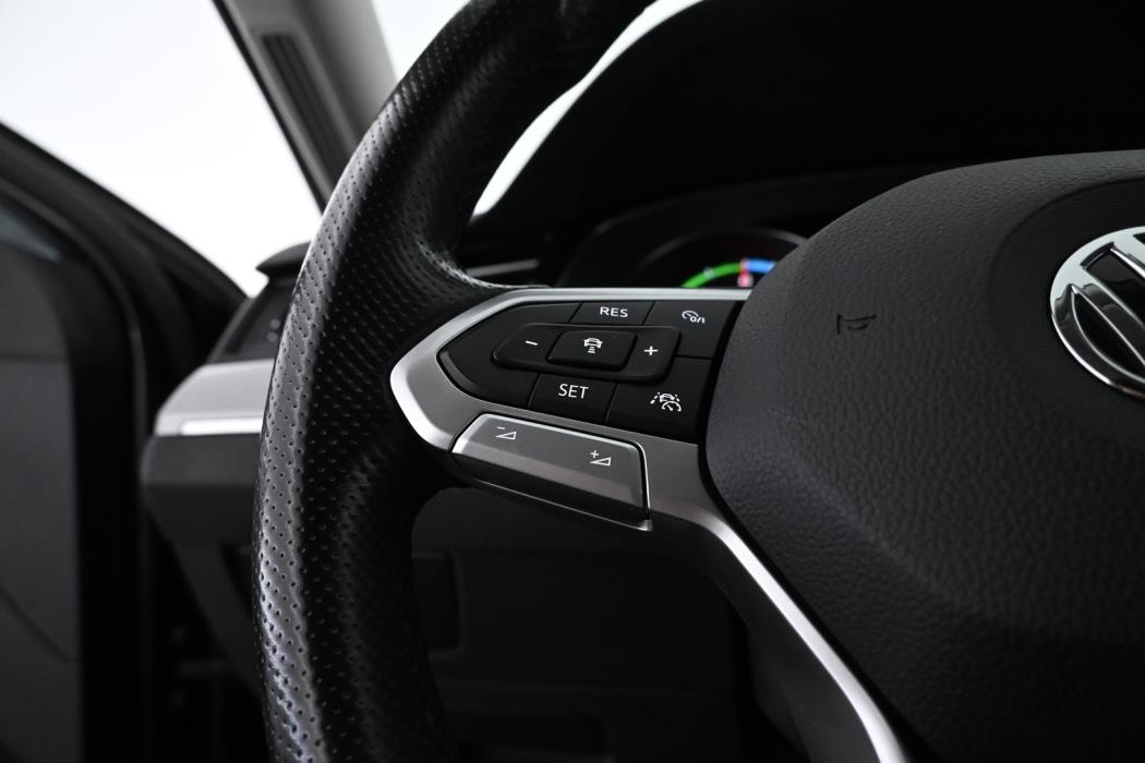 VOLKSWAGEN Passat 2020