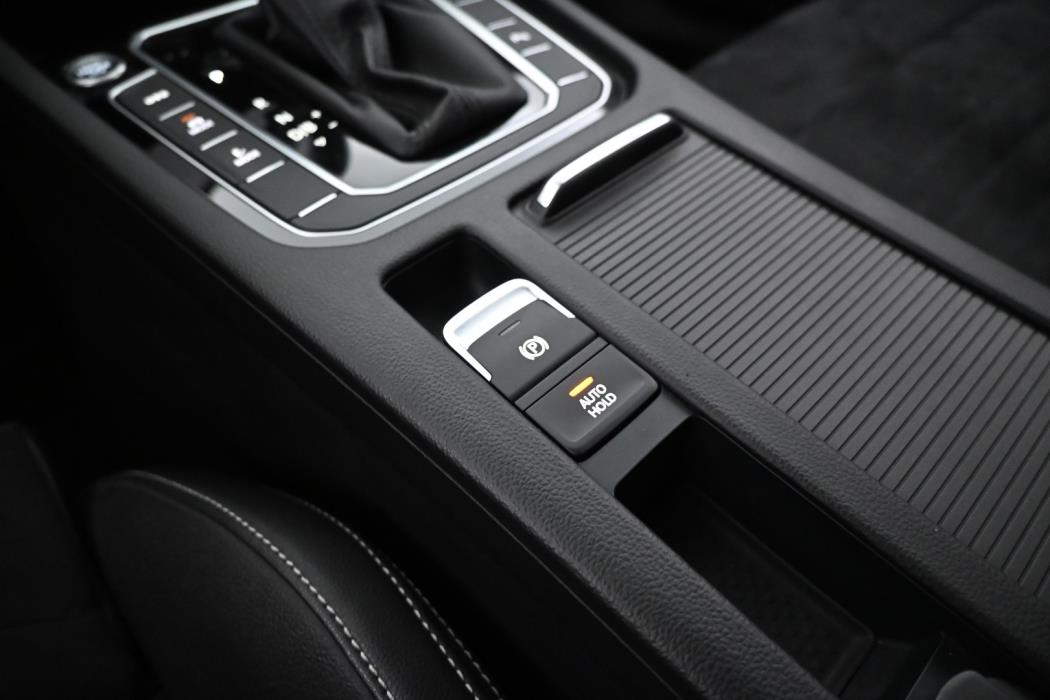 VOLKSWAGEN Passat 2020