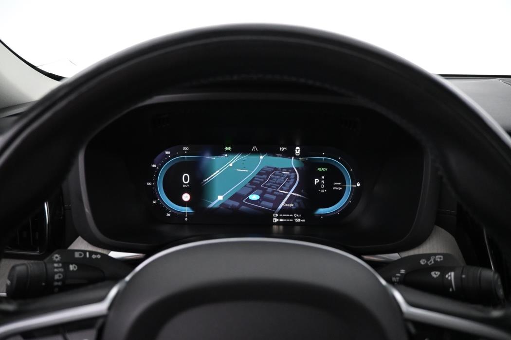 VOLVO XC60 2022