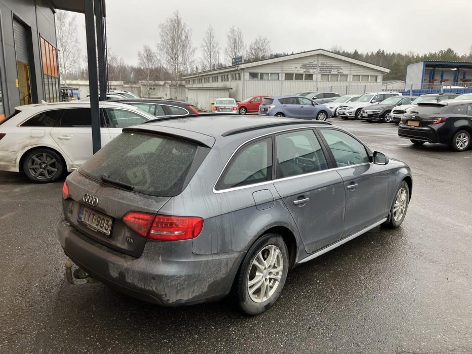 AUDI A4 2012
