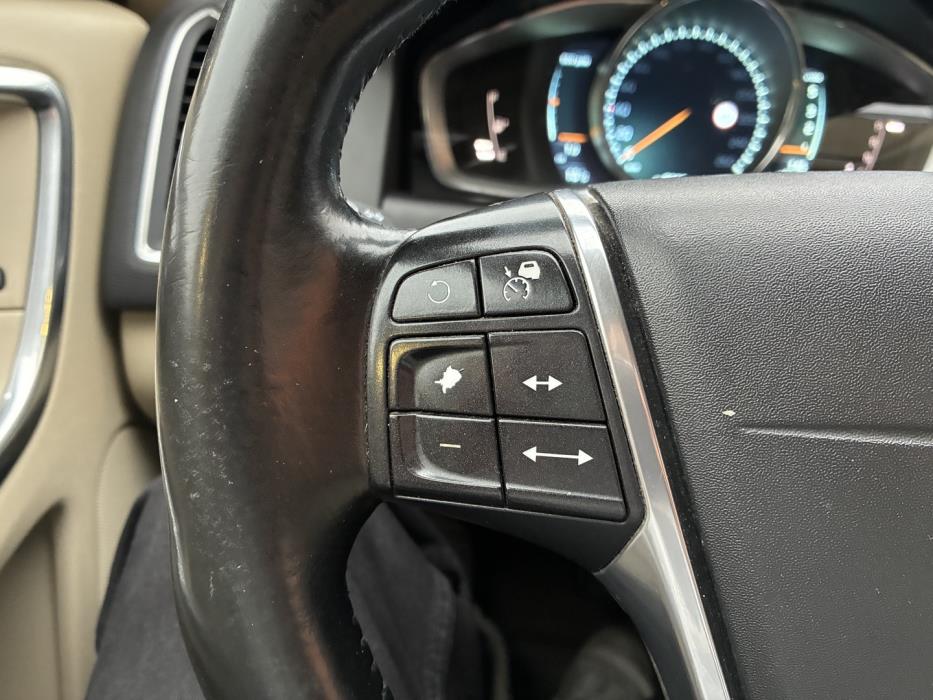 VOLVO XC60 2013