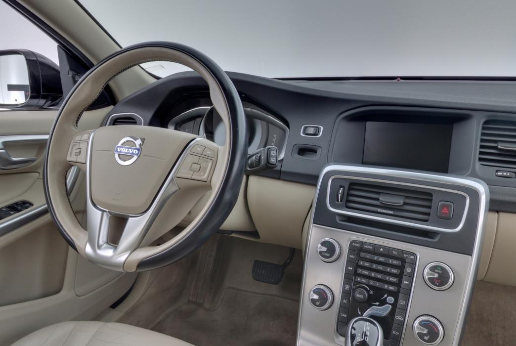 VOLVO V60 Cross Country 2017