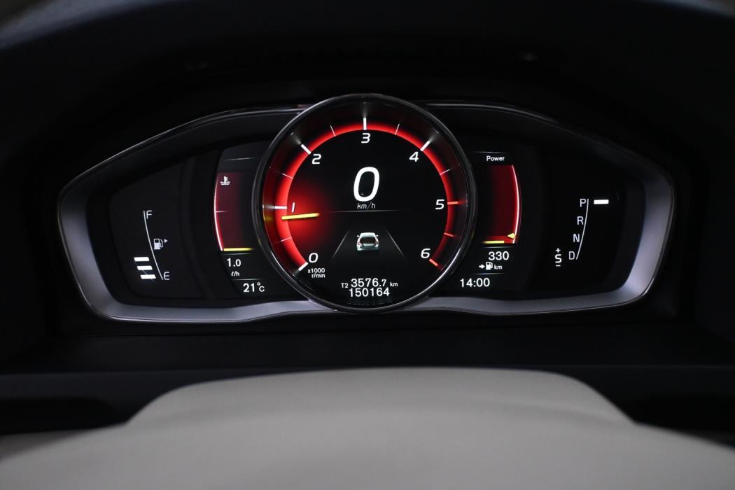 VOLVO V60 Cross Country 2017