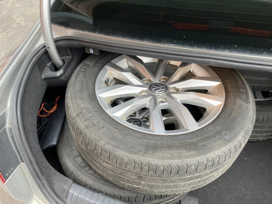 VOLKSWAGEN Passat 2017