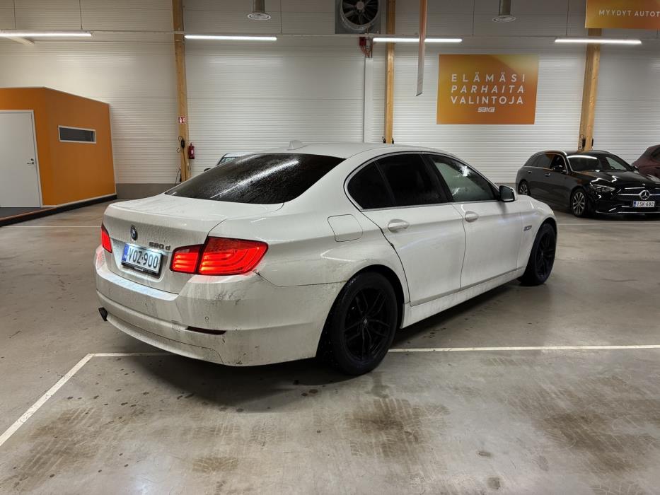 BMW 520 2013