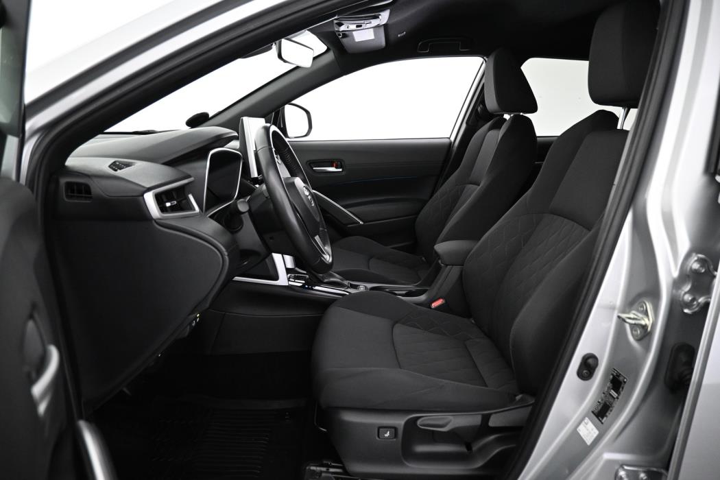 TOYOTA Corolla Cross 2023