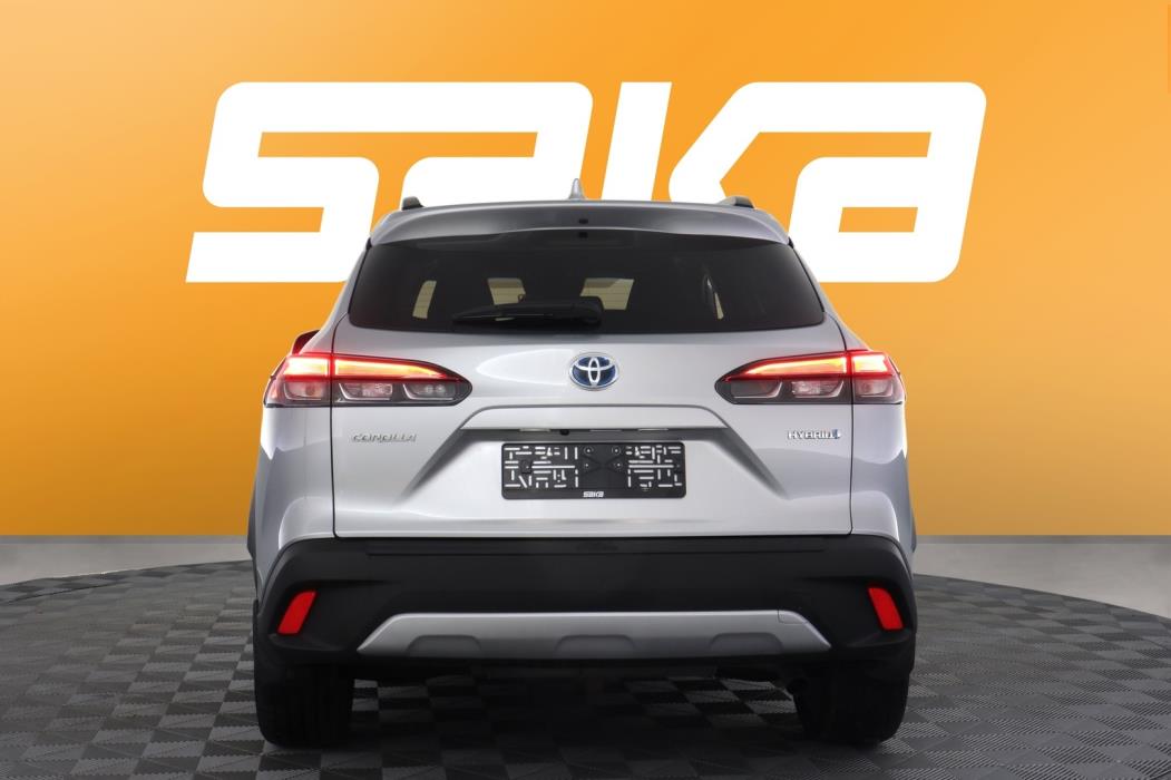 TOYOTA Corolla Cross 2023