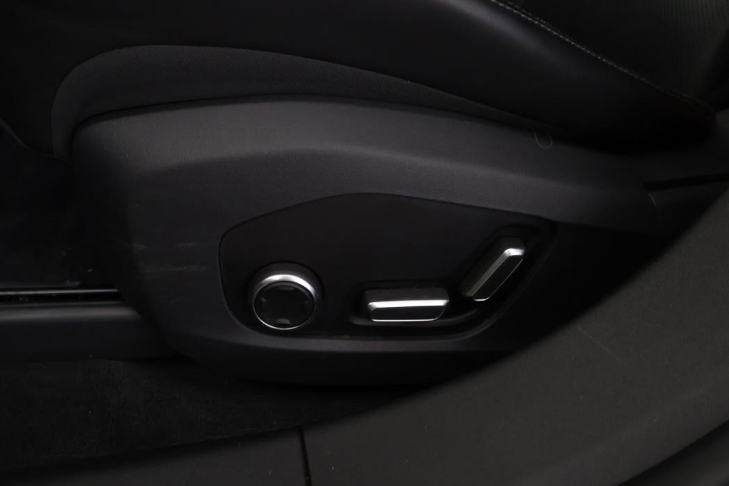 POLESTAR 4 2025