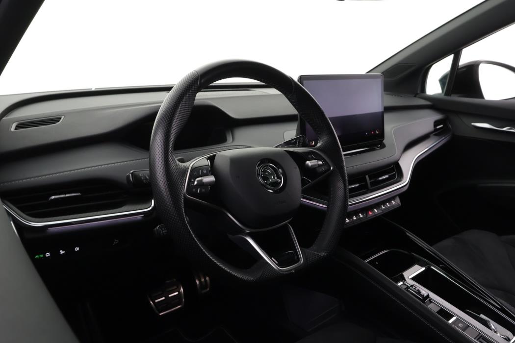 SKODA Enyaq 2024